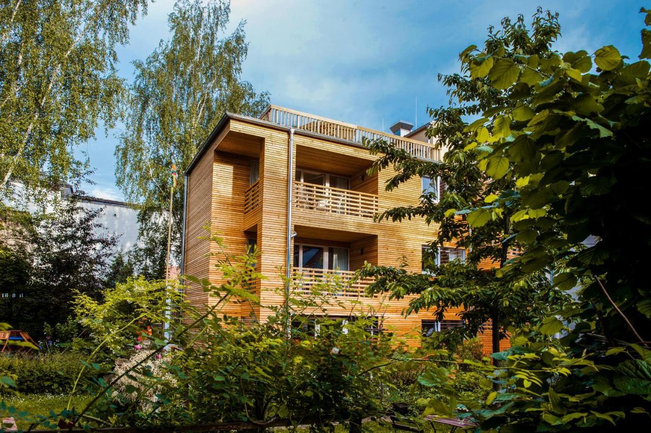 Familienhotel Weimar Mit Ferienwohnungen Buitenkant foto